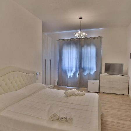 Les Chambres Au Centre 산테오도로 외부 사진